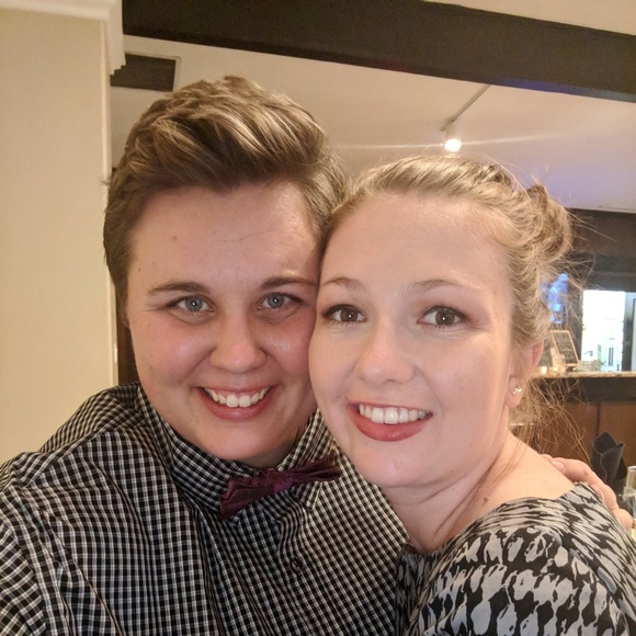 Meet your Posher, Kayla - Picture 1 of 1